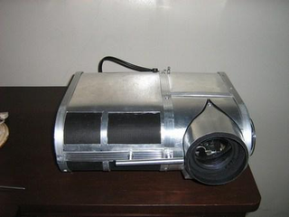 Illustration for article titled Projectors Made From Trash Deliver HD Video and Stereoscopic Movies